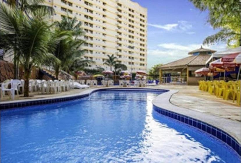 Апартаменты Golden Dolphin Express - O Melhor De Caldas Калдас-Новас Экстерьер фото